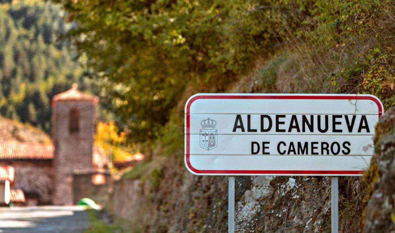 Posada De Urreci Aldeanueva de Cameros Eksteriør billede